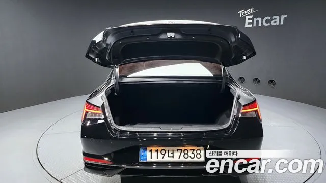 Hyundai AVANTE Avante (CN7) — Фото автомобиля 20