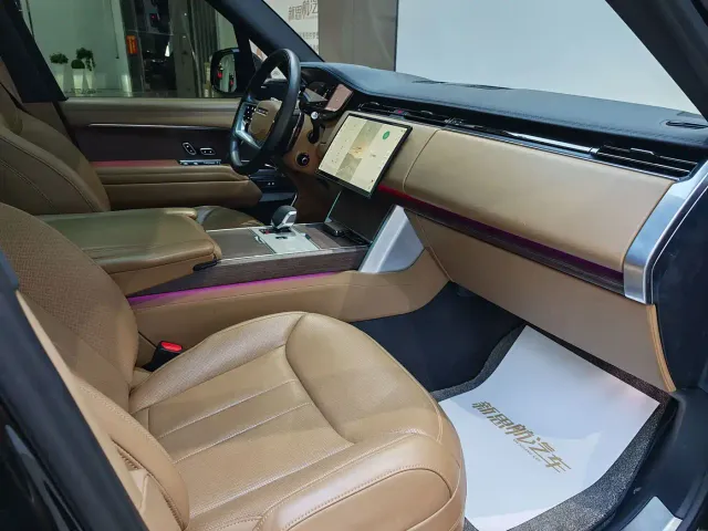 Land Rover Range Rover — Фото автомобиля 10