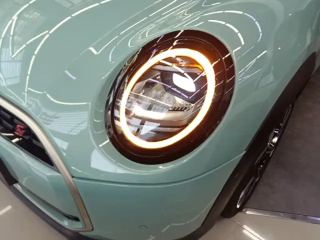 MINI Hatch — Фото автомобиля 23
