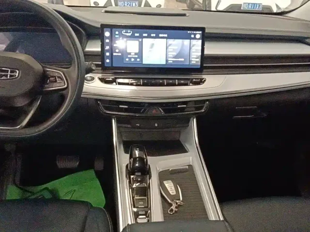Geely Jiaji — Фото автомобиля 12