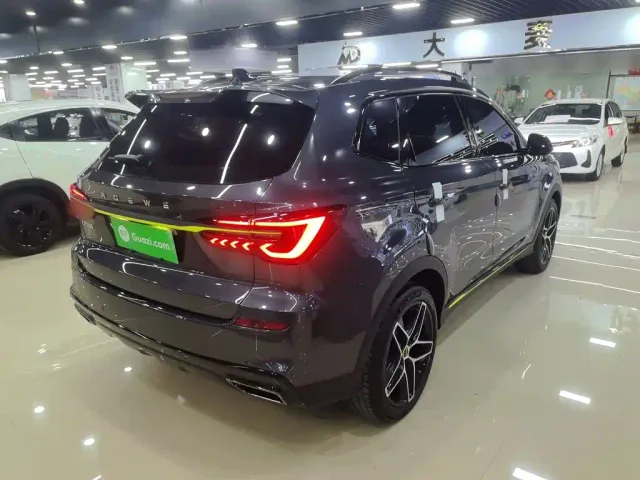 Roewe RX5 — Фото автомобиля 4