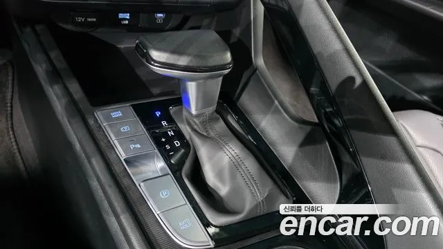 Hyundai Avante CN7 — Фото автомобиля 8