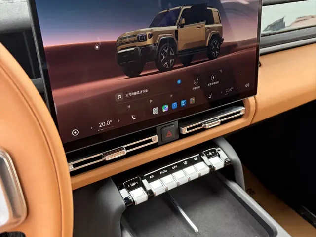 iCAR V27 — Фото автомобиля 10