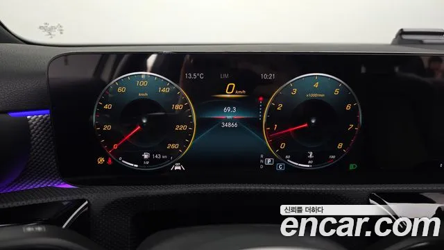 Mercedes-Benz A-Class W177 — Фото автомобиля 11