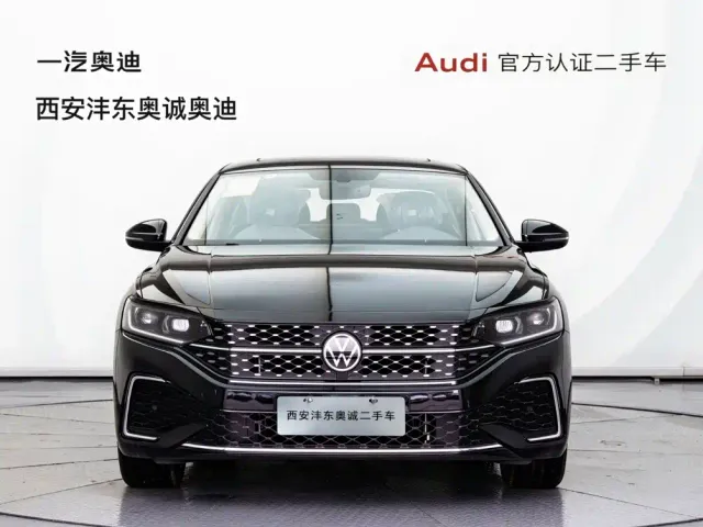 Volkswagen Passat — Фото автомобиля 2