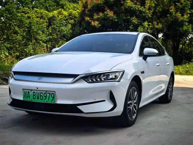 Фотография автомобиля — BYD Qin PLUS