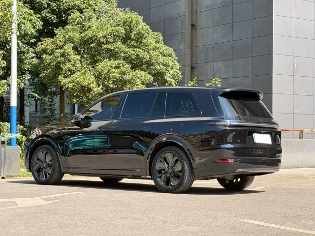 Li Auto L9 — Фото автомобиля 7