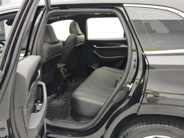 Geely Xingyue L — Фото автомобиля 11