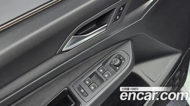 Volkswagen Golf Golf 8 поколение 2.0 TDI Prestige — Фото автомобиля 20