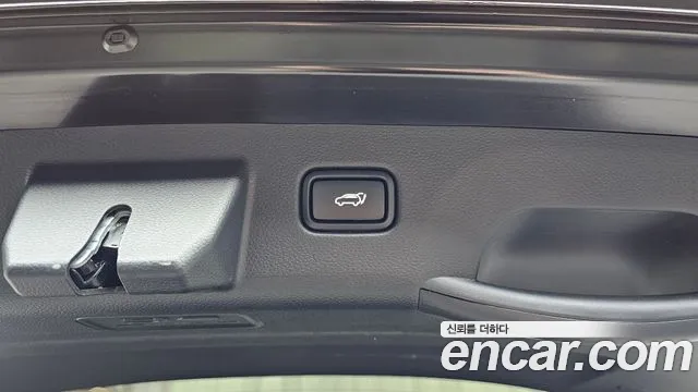 Kia Seltos New — Фото автомобиля 21