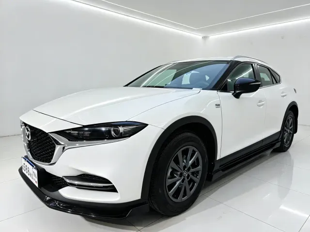 Фотография автомобиля — Mazda CX-4