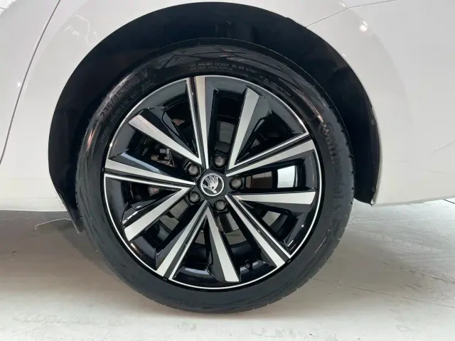 Skoda Superb — Фото автомобиля 26