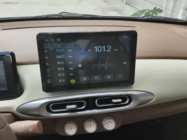 Wuling Hongguang Mini EV — Фото автомобиля 13