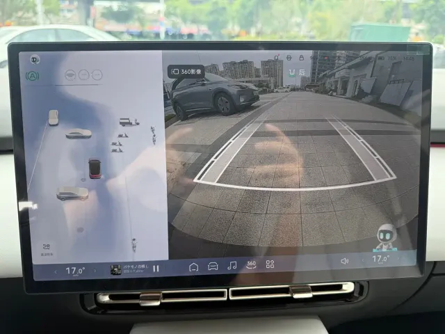 Xpeng P7+ — Фото автомобиля 11