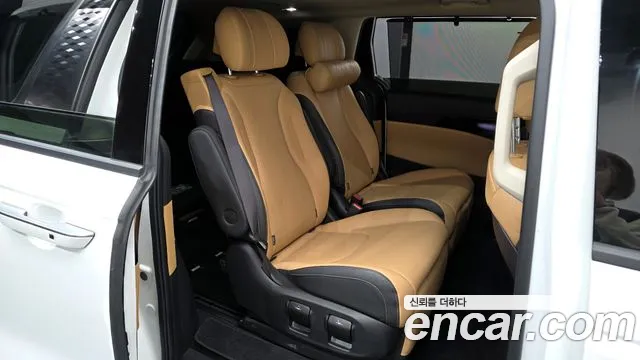Kia Canival Carnival 4 поколение Дизель 7 мест Signature — Фото автомобиля 12