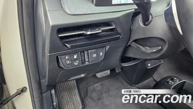 Kia EV6 — Фото автомобиля 25