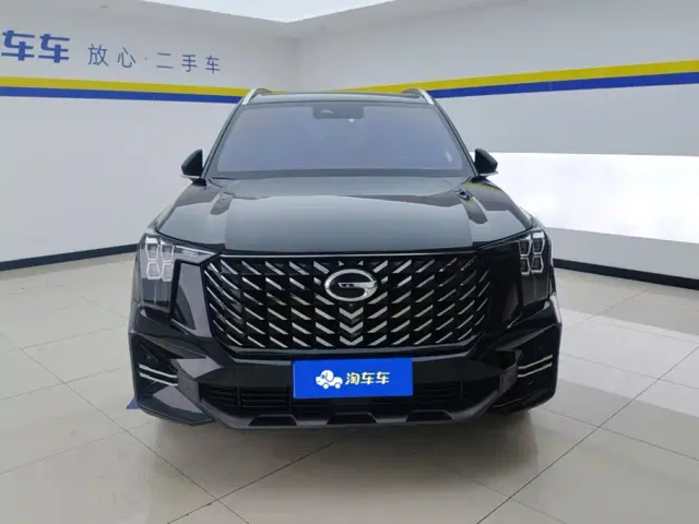 GAC Trumpchi GS8 — Фото автомобиля 2