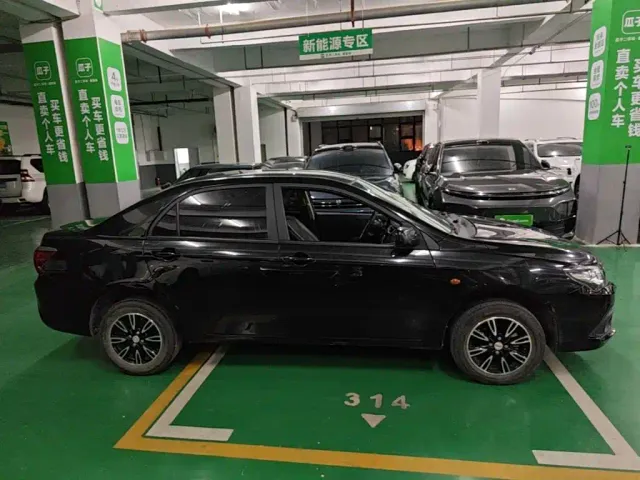 BYD F3 — Фото автомобиля 26