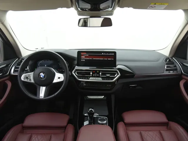 BMW X3 — Фото автомобиля 10
