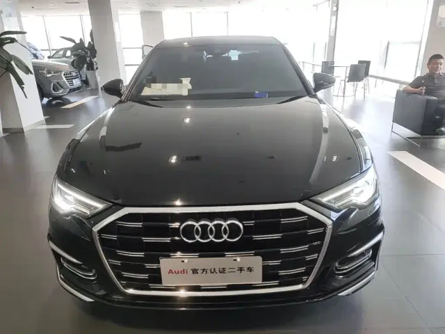 Audi A6L — Фото автомобиля 4