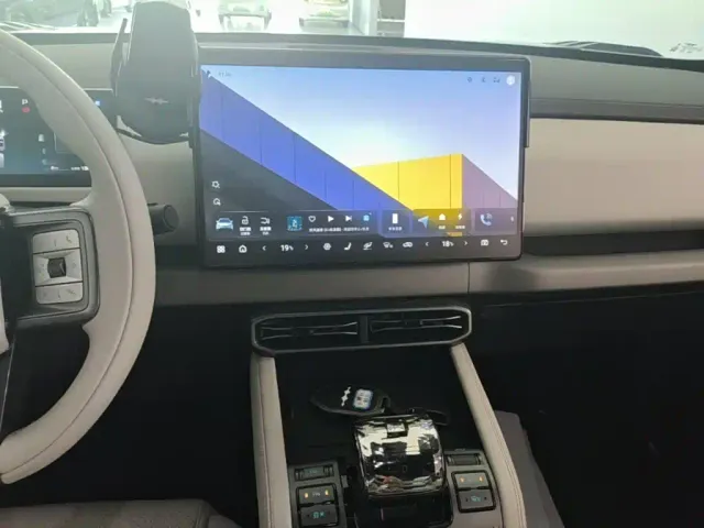 BYD FangChengBao Titanium 3 — Фото автомобиля 12