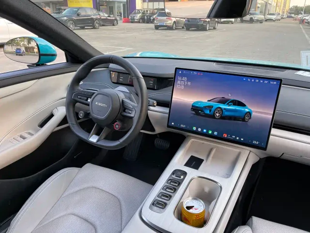 Xiaomi SU7 — Фото автомобиля 7