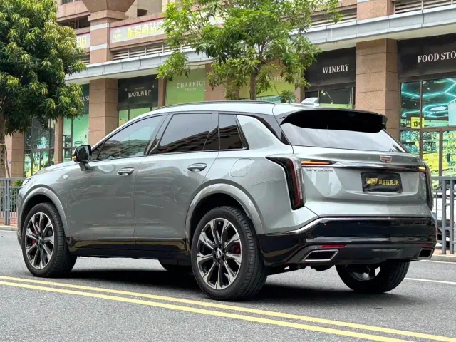 Cadillac XT5 — Фото автомобиля 6