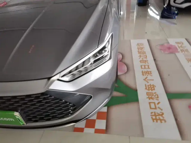 BYD Qin PLUS — Фото автомобиля 17