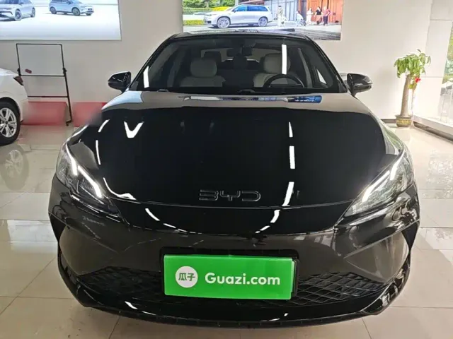 BYD Seal 05 DM-i — Фото автомобиля 2