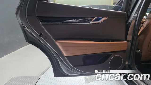 Genesis G80 Бензин 2.5 турбо AWD — Фото автомобиля 23