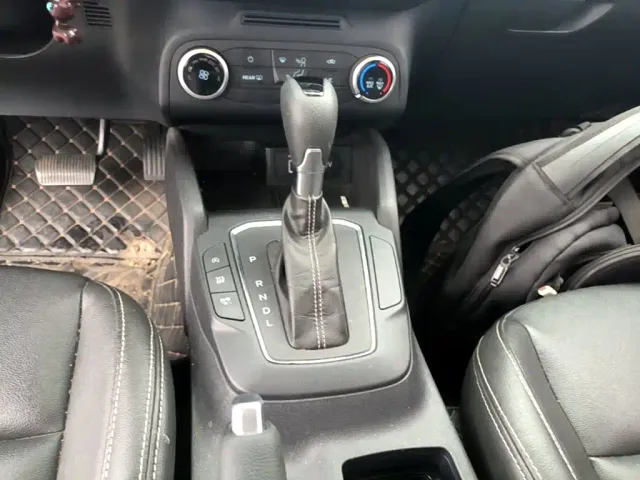 Ford Focus — Фото автомобиля 13