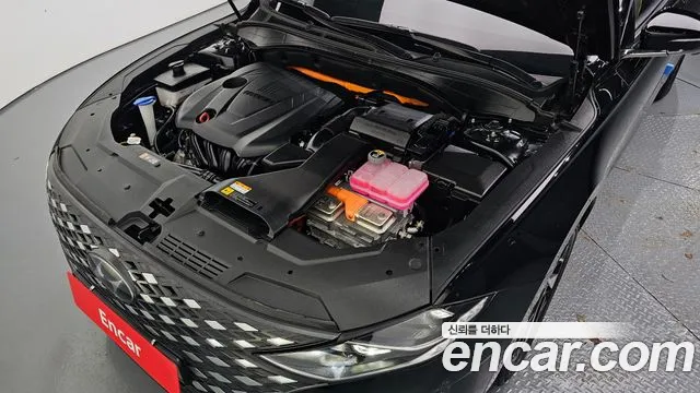 Hyundai Grandeur (New) Hybrid — Фото автомобиля 6