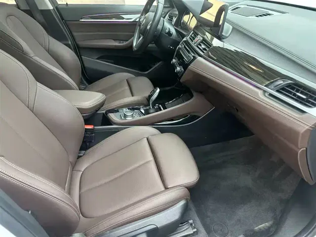 BMW X1 — Фото автомобиля 9
