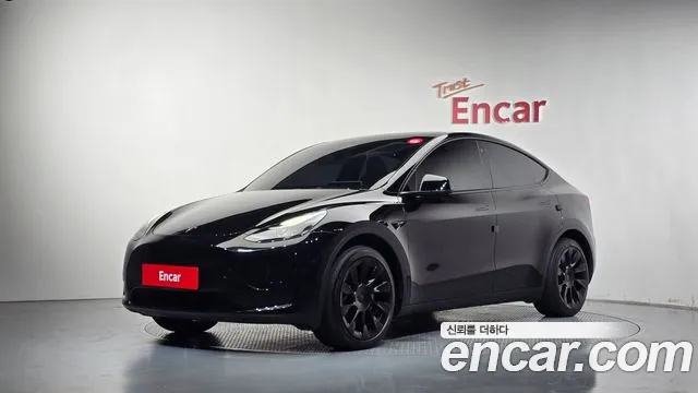 Фотография автомобиля — Tesla Model Y