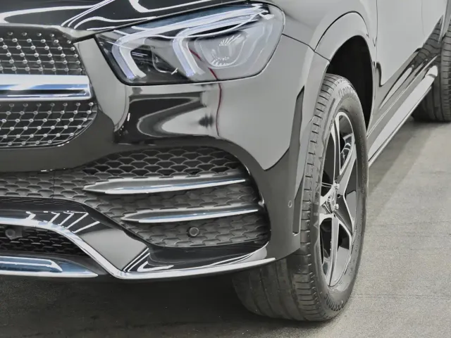 Mercedes-Benz GLE-Class — Фото автомобиля 28