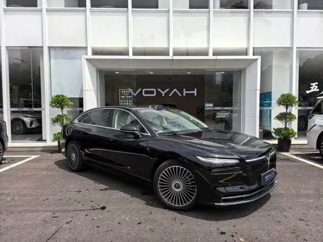 Voyah Zhuiguang L — Фото автомобиля 3