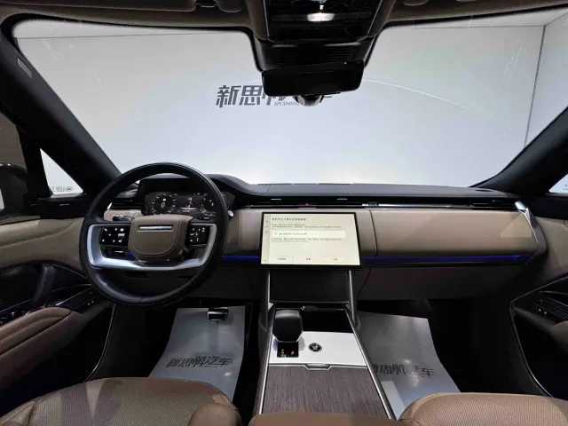 Land Rover Range Rover — Фото автомобиля 11