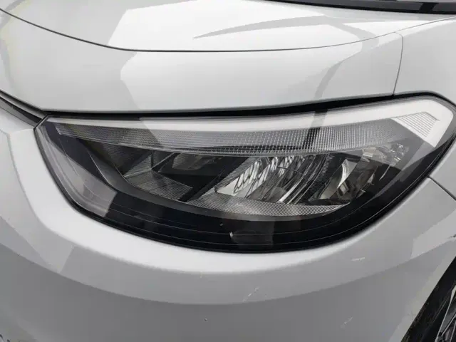 Volkswagen ID.3 — Фото автомобиля 5