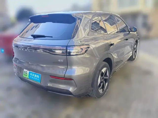 Geely Galaxy E5 — Фото автомобиля 5