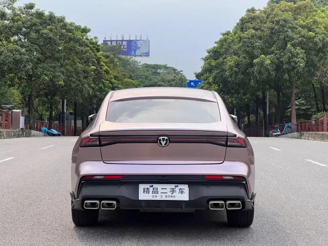 Changan UNI-V — Фото автомобиля 5