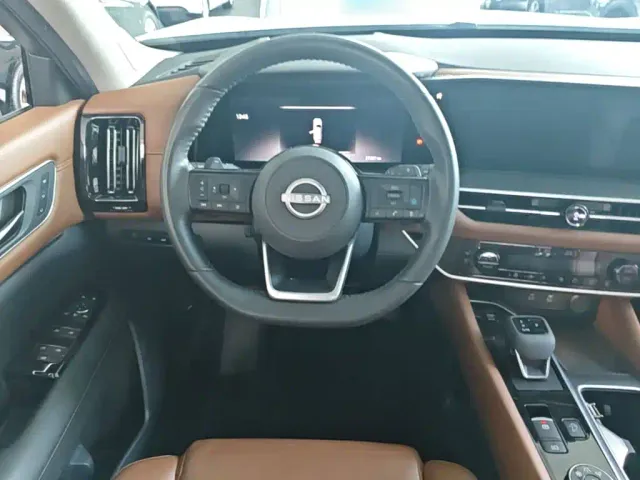 Nissan Terra — Фото автомобиля 16