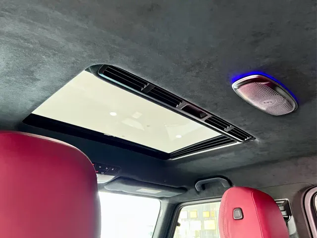 Mercedes-Benz G-Class — Фото автомобиля 12