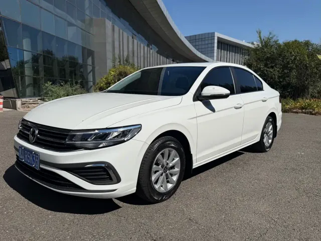 Volkswagen Bora — Фото автомобиля 23