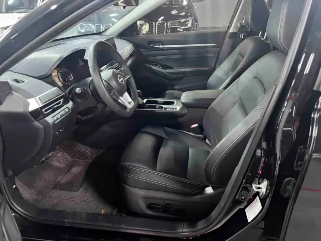 Nissan Teana — Фото автомобиля 2