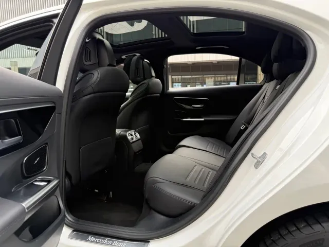 Mercedes-Benz C-Class — Фото автомобиля 20
