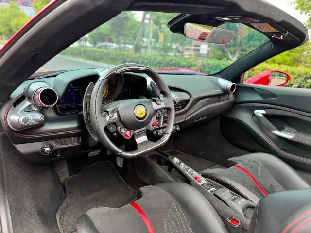 Ferrari F8 — Фото автомобиля 4