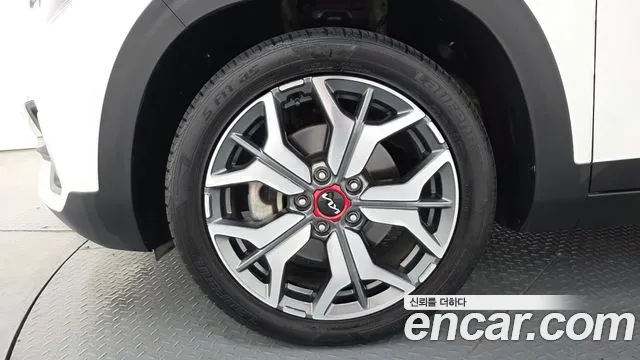 Kia Seltos Seltos Бензин 1.6 турбо 2WD — Фото автомобиля 4