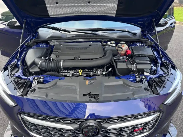 Buick Regal — Фото автомобиля 17