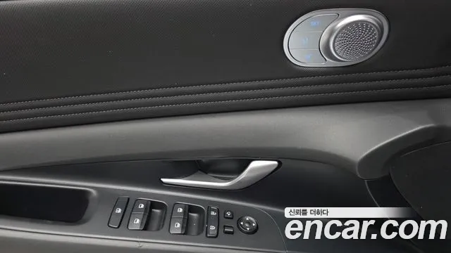 Hyundai AVANTE Новый Avante (CN7) — Фото автомобиля 12