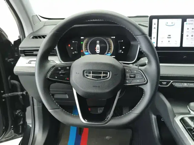 Geely Xingrui — Фото автомобиля 15